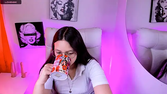 SamanthaRoldaan online show from 03/15/26, 07:32