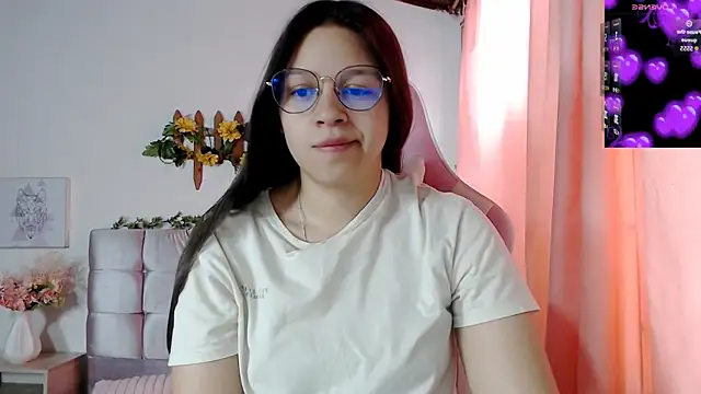 SamanthaRoldaan online show from 10/04/25, 02:18