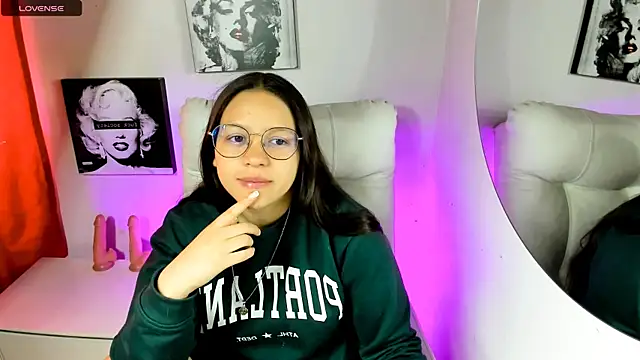 SamanthaRoldaan online show from 04/07/26, 03:03