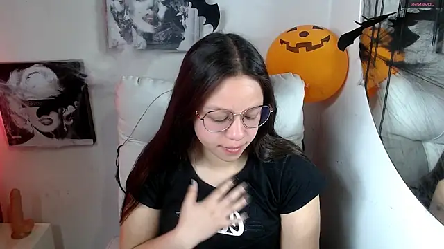 SamanthaRoldaan online show from 11/02/25, 02:22