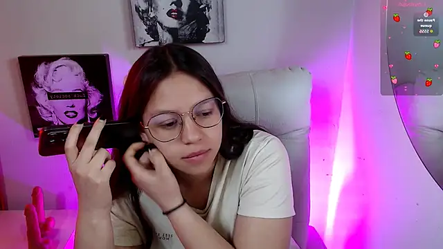 SamanthaRoldaan online show from 12/03/25, 02:27