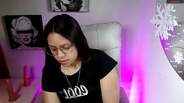 SamanthaRoldaan online show from 12/20/25, 01:36