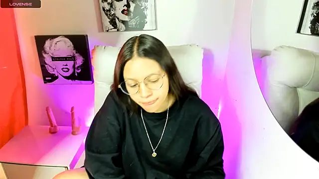 SamanthaRoldaan online show from 04/09/26, 03:07