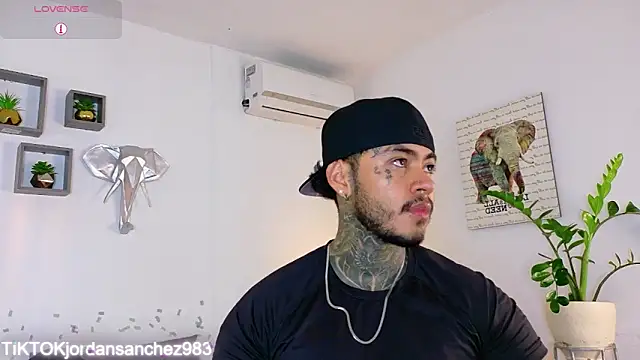 JordanSmiith  online show from 02/03/26, 02:53