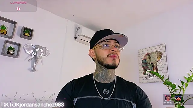 JordanSmiith  online show from 02/10/26, 08:08