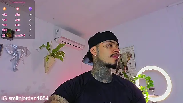 JordanSmiith  online show from 11/14/25, 09:07