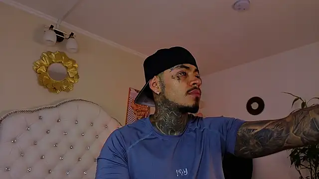 JordanSmiith  online show from 11/04/25, 09:18