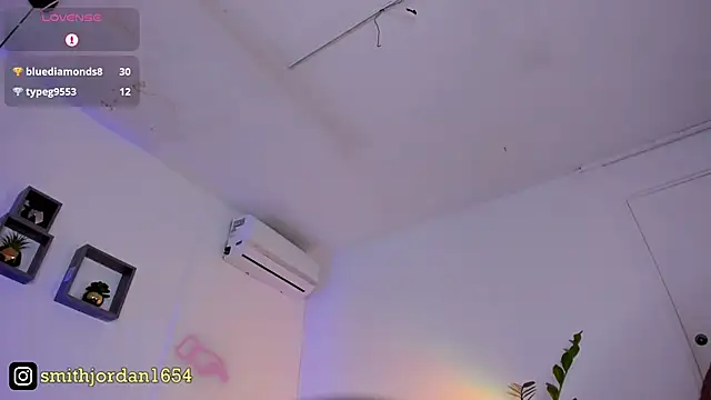 Snapshot of JordanSmiith_ chatting on 03/07/25, 11:49 JordanSmiith online show from 03/07/25, 11:49