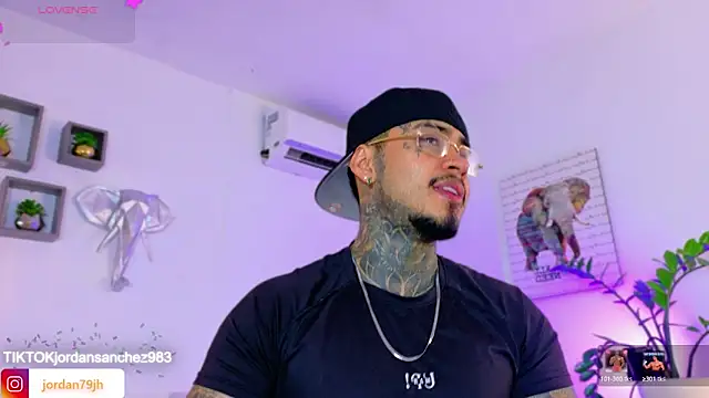 JordanSmiith  online show from 04/02/26, 08:26