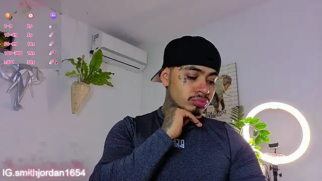 JordanSmiith  online show from 12/01/25, 08:32