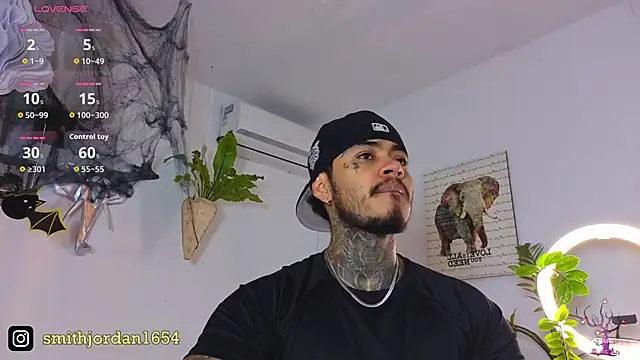 JordanSmiith  online show from 10/25/25, 09:04