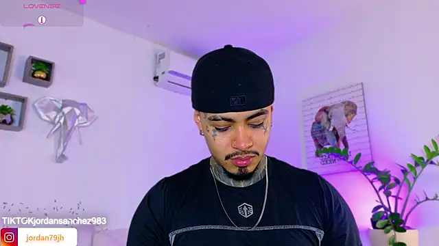 JordanSmiith  online show from 03/23/26, 09:47