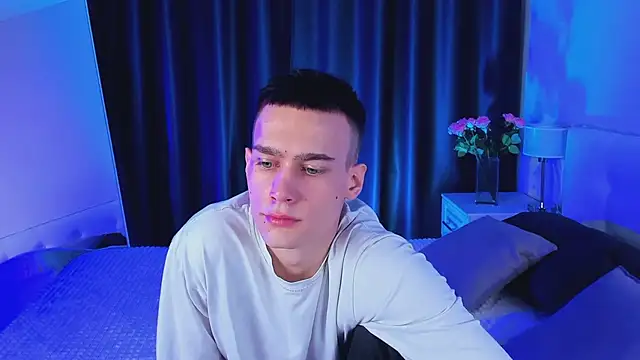 Snapshot of Kevin_Kesi chatting on 01/31/25, 02:28 Kevin Kesi online show from 01/31/25, 02:28