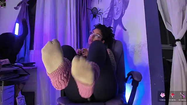 witchviolet online show from 11/24/25, 11:16