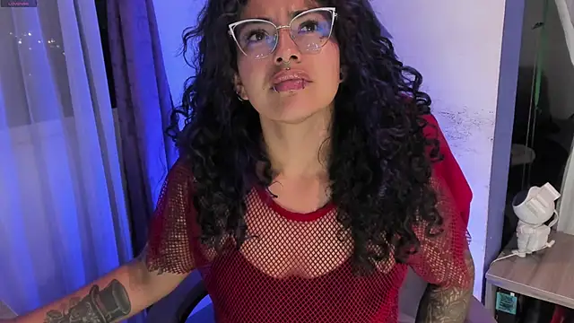 witchviolet online show from 11/30/25, 01:06