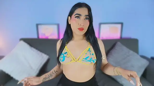 Snapshot of Evang_hot chatting on 05/25/26, 02:38 Evang hot online show from 05/25/26, 02:38