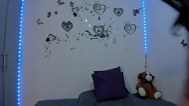 Linisprincehot69 online show from 03/19/26, 04:29