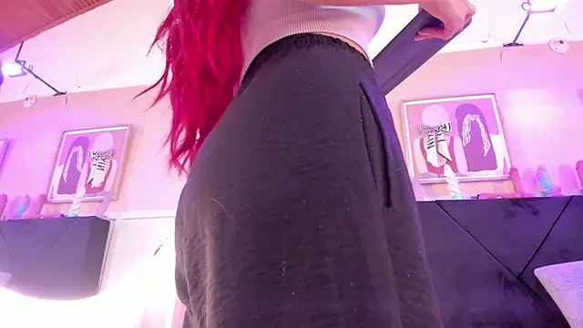 chloe watson  online show from 01/13/26, 08:02