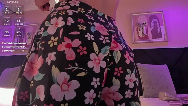 chloe watson  online show from 03/12/26, 07:51