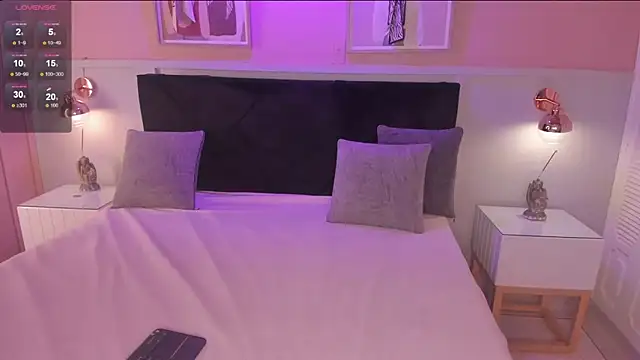 chloe watson  online show from 04/11/26, 08:01