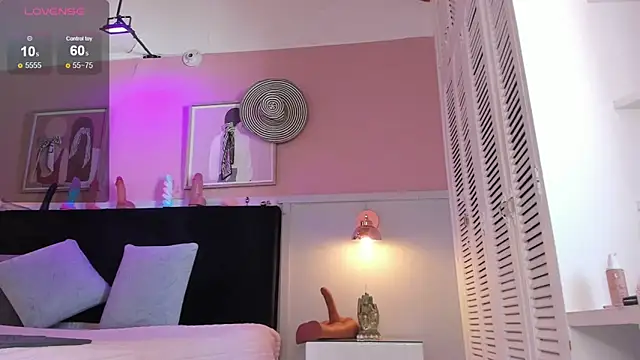 chloe watson  online show from 09/25/25, 08:26