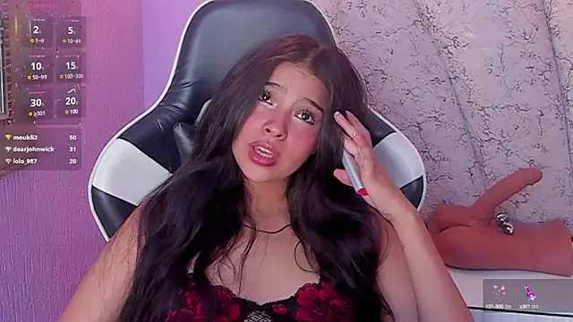 chloe watson  online show from 03/12/25, 11:12