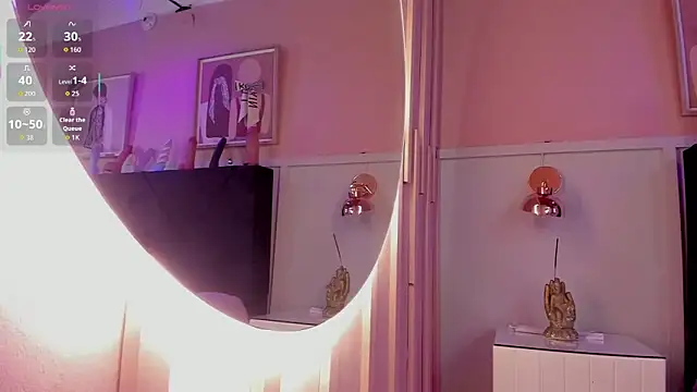 chloe watson  online show from 11/15/25, 07:07