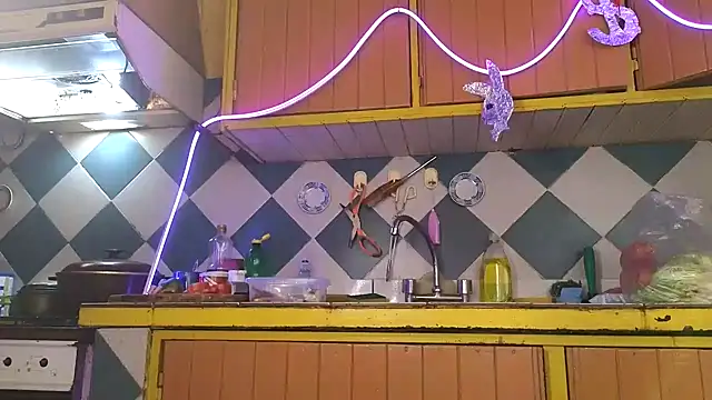 Jony Marta online show from 11/30/25, 04:02