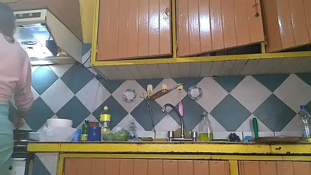 Jony Marta online show from 12/17/25, 02:27