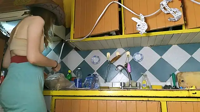 Jony Marta online show from 11/17/25, 01:42