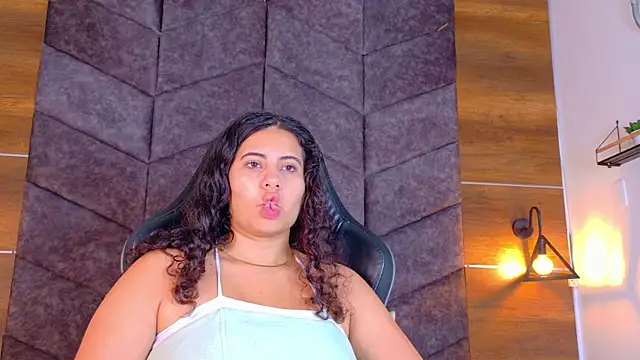 Snapshot of eva_daemon chatting on 07/11/26, 11:54 eva daemon online show from 07/11/26, 11:54