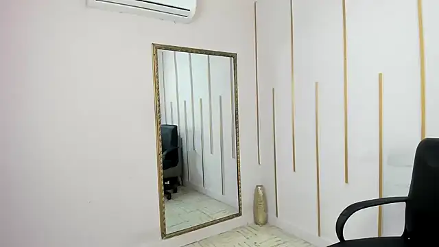 Nayariskaya online show from 02/09/26, 02:15