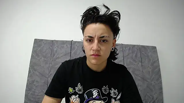 linda 33 online show from 01/11/26, 05:53