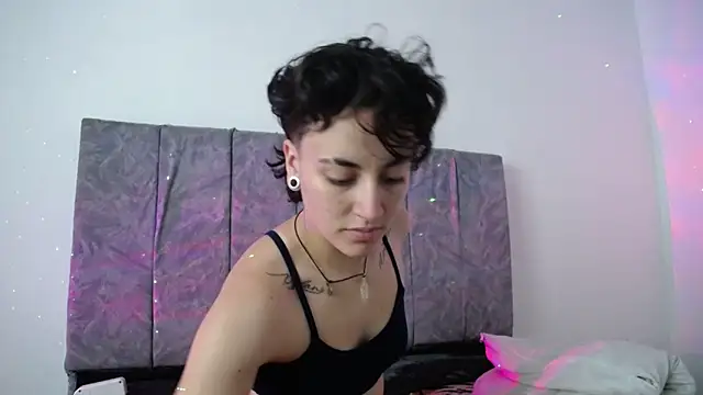 linda 33 online show from 01/13/26, 06:45