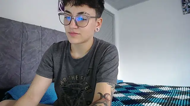 linda 33 online show from 03/29/26, 08:21