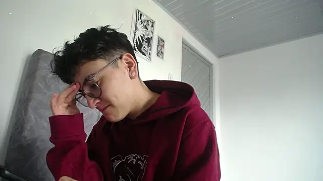 linda 33 online show from 03/30/26, 05:25