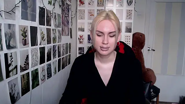 CapriScorpion online show from 03/17/26, 02:53