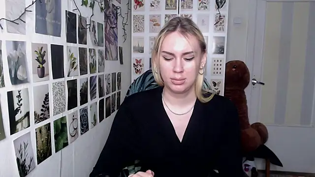 CapriScorpion online show from 02/15/26, 02:16