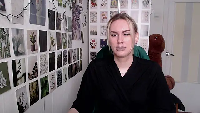 CapriScorpion online show from 02/08/26, 11:30