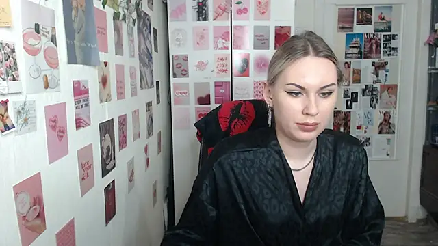 Snapshot of CapriScorpion chatting on 02/15/25, 02:33 CapriScorpion online show from 02/15/25, 02:33
