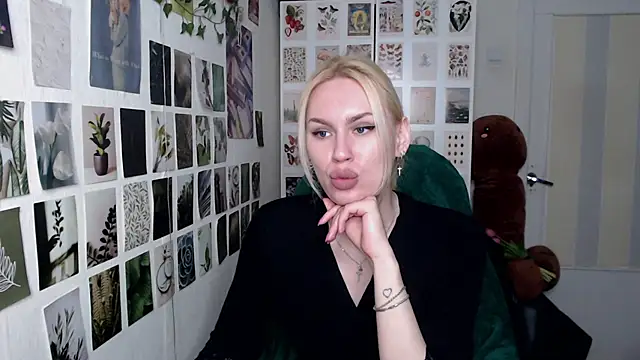 CapriScorpion online show from 04/27/26, 05:11