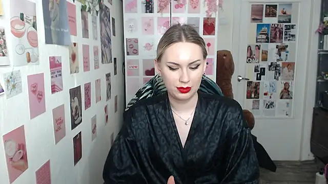 Snapshot of CapriScorpion chatting on 03/19/25, 12:56 CapriScorpion online show from 03/19/25, 12:56