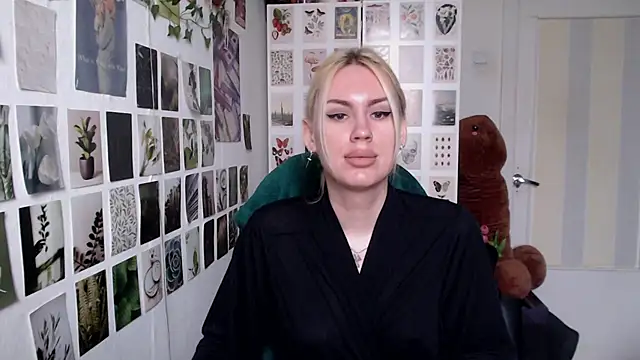 CapriScorpion online show from 04/15/26, 11:16