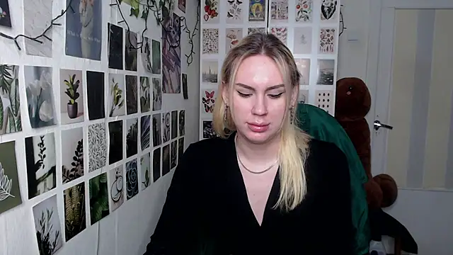 CapriScorpion online show from 02/09/26, 02:37