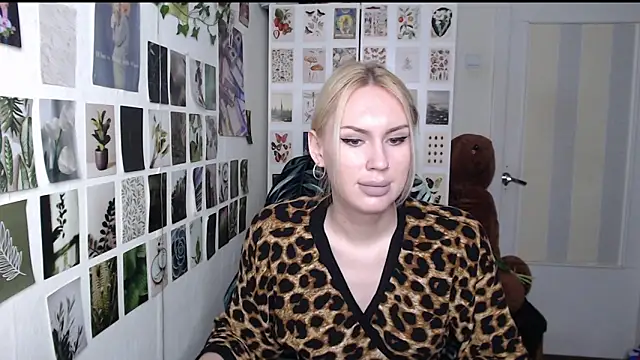 Snapshot of CapriScorpion chatting on 06/14/26, 01:12 CapriScorpion online show from 06/14/26, 01:12