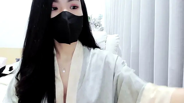 Lita-Julia online show from 11/20/25, 08:31