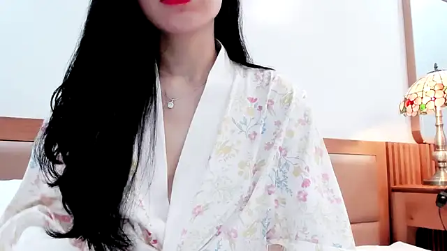 Lita-Julia online show from 10/13/25, 05:58