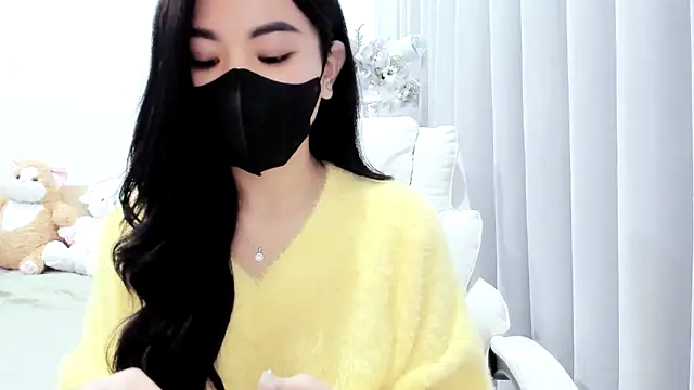 Lita-Julia online show from 12/16/25, 03:49