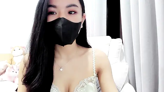 Lita-Julia online show from 10/05/25, 05:14