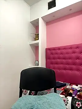 KatrinaQueen1 online show from 11/16/25, 09:58